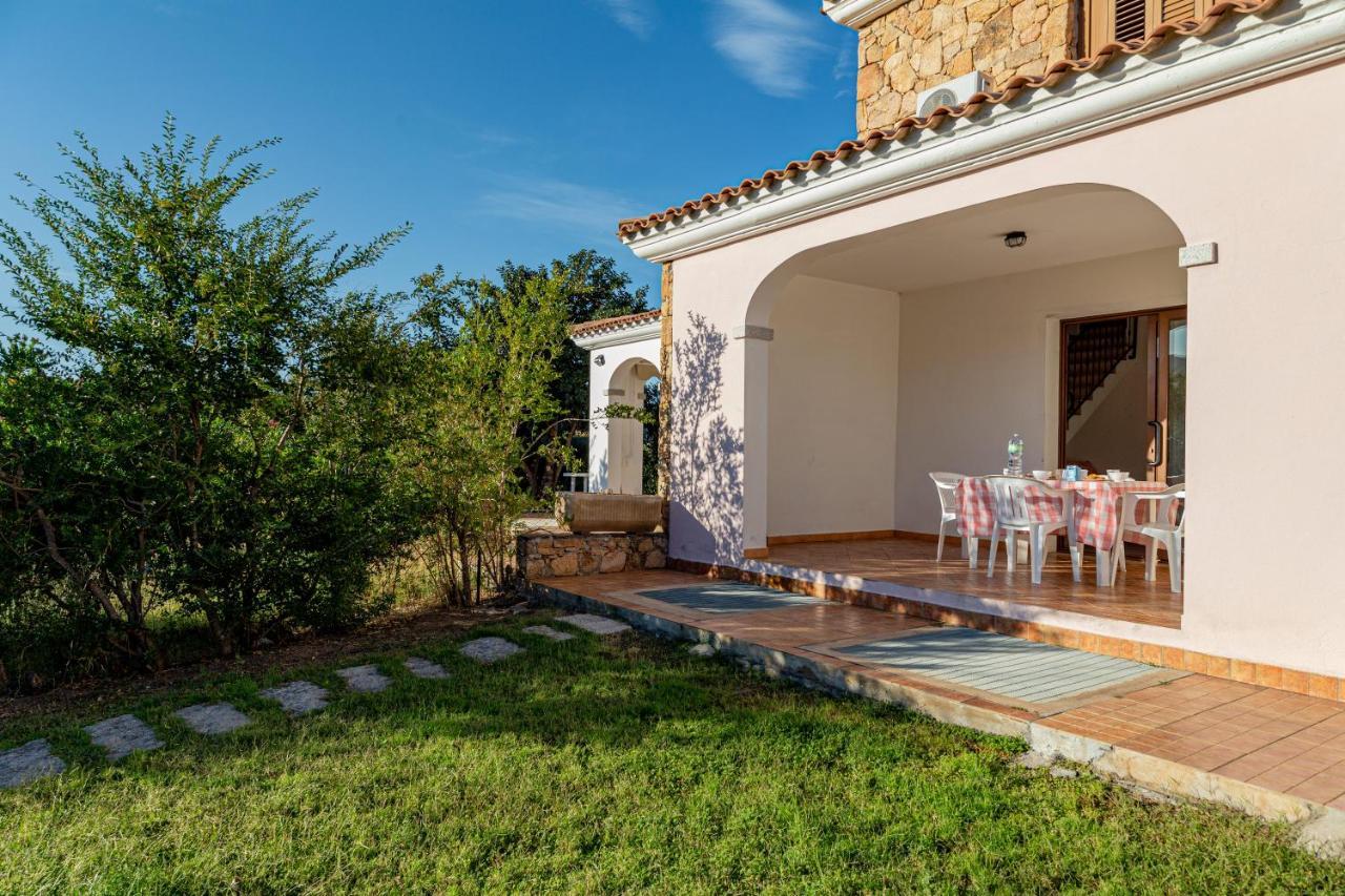 Appartamento Sette Posti Vicino Al Centro Di San Teodoro San Teodoro  Exterior foto