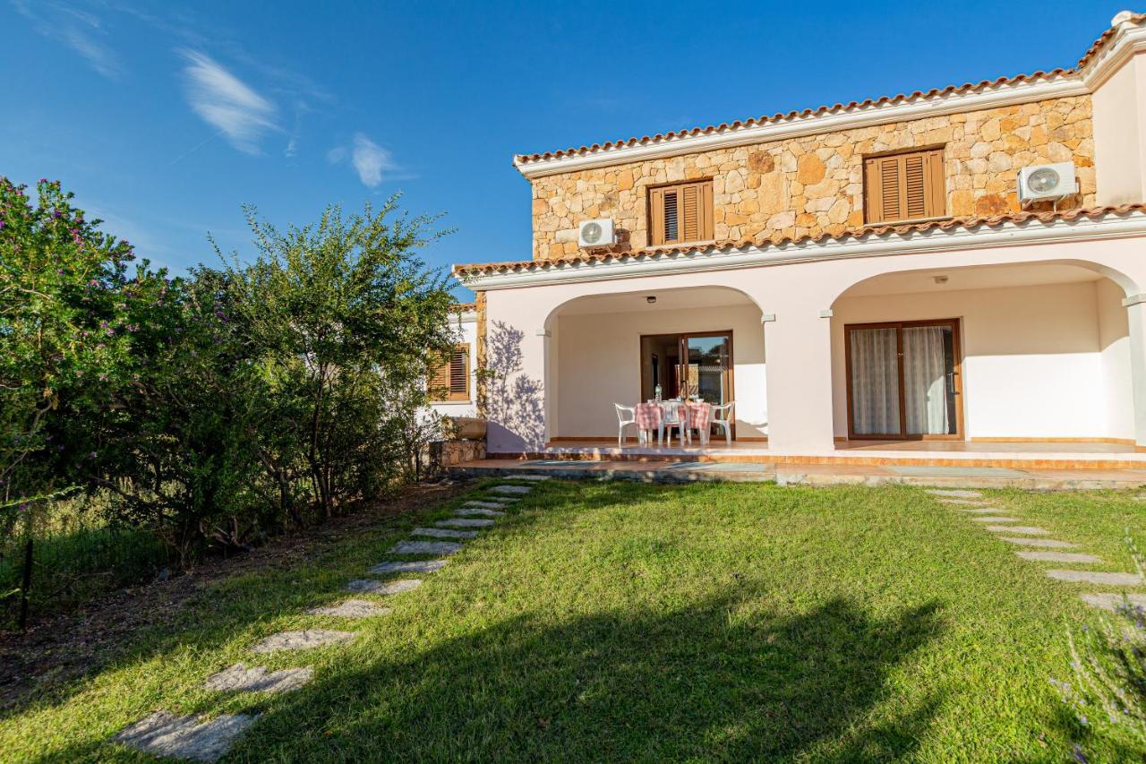 Appartamento Sette Posti Vicino Al Centro Di San Teodoro San Teodoro  Exterior foto